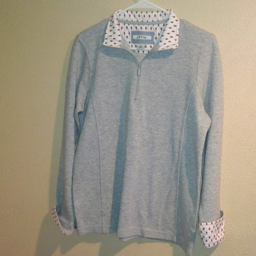 Gray Orvis Ribbed 3/4 Zipped Sweatshirt with Cuffed Sleeves and Contrast Feather